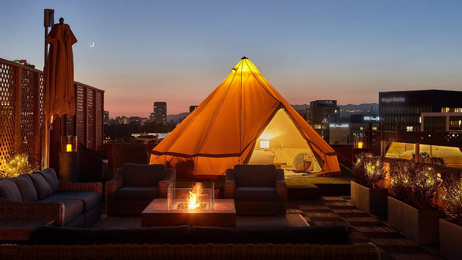 Urban Glamping über den Dächern von LA: Das Beverly Wilshire Hotel