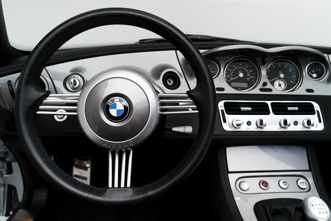 Steve Jobs BMW Z8 wird für geschätzte $400.000 Dollar versteigert 7