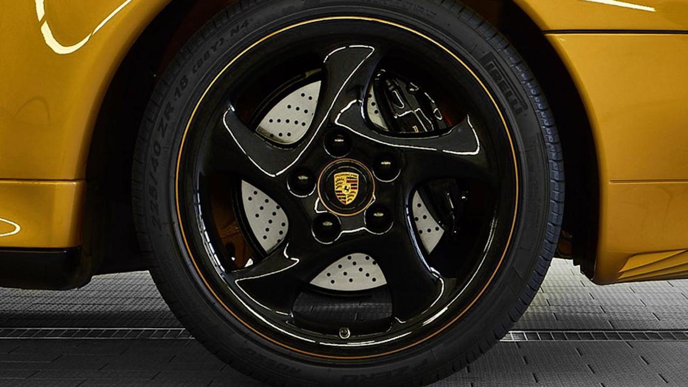 Porsche 911 Turbo 993 „Project Gold“: Ein Klassiker aus Originalteilen 14