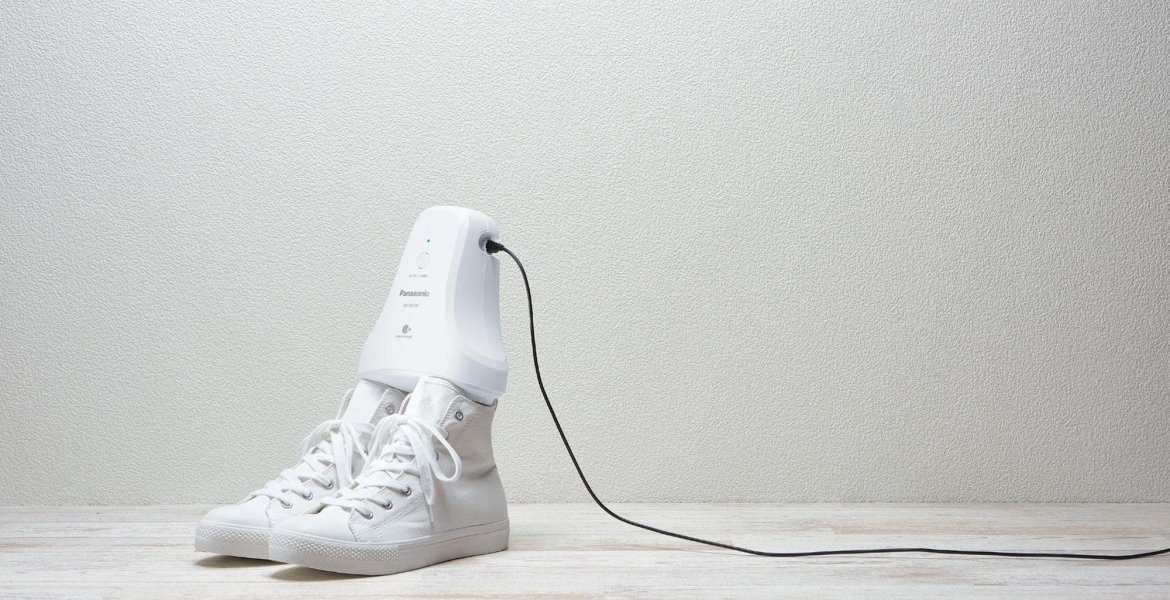 Täglich frische Schuhe? Der MS-DS100 Deodorizer von Panasonic macht’s möglich!
