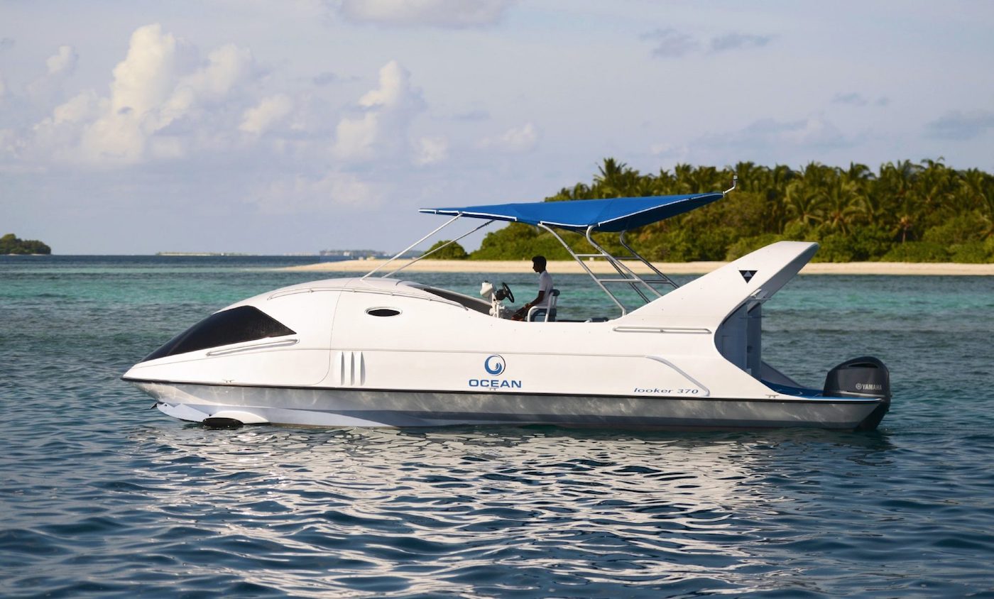 Dieses Speedboot von Paritetboat verfügt über einen Boden aus Glas 3