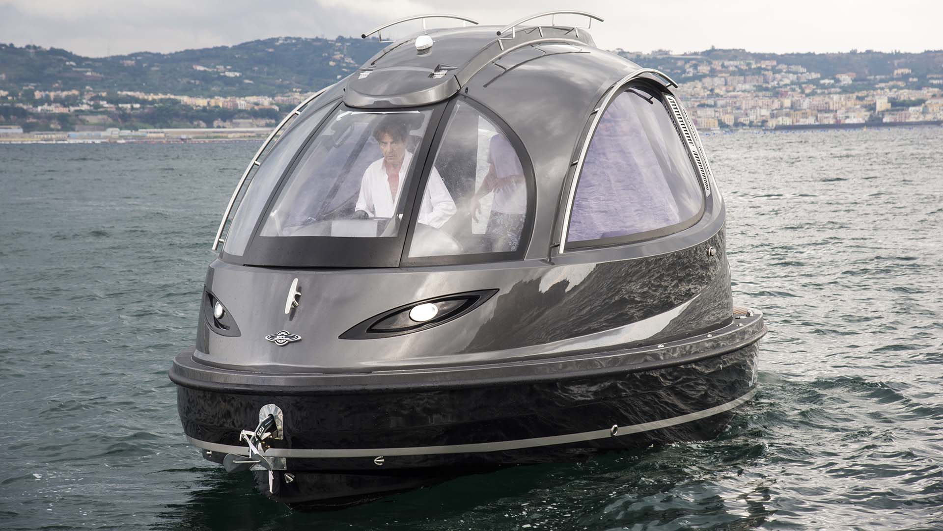 Ein perfektes Spielzeug für den Sommer: Das Jet Capsule Royal Version 011 Motorboot 6