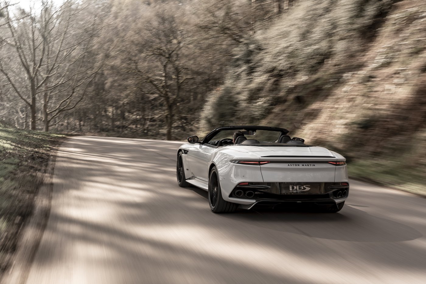 Aston Martin DBS Superleggera Volante: Ein Supersport-Cabrio mit 725 PS 11