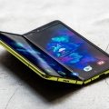 Samsung Galaxy Fold:  Falt-Smartphone startet katastrophal mit Totalschäden des Displays