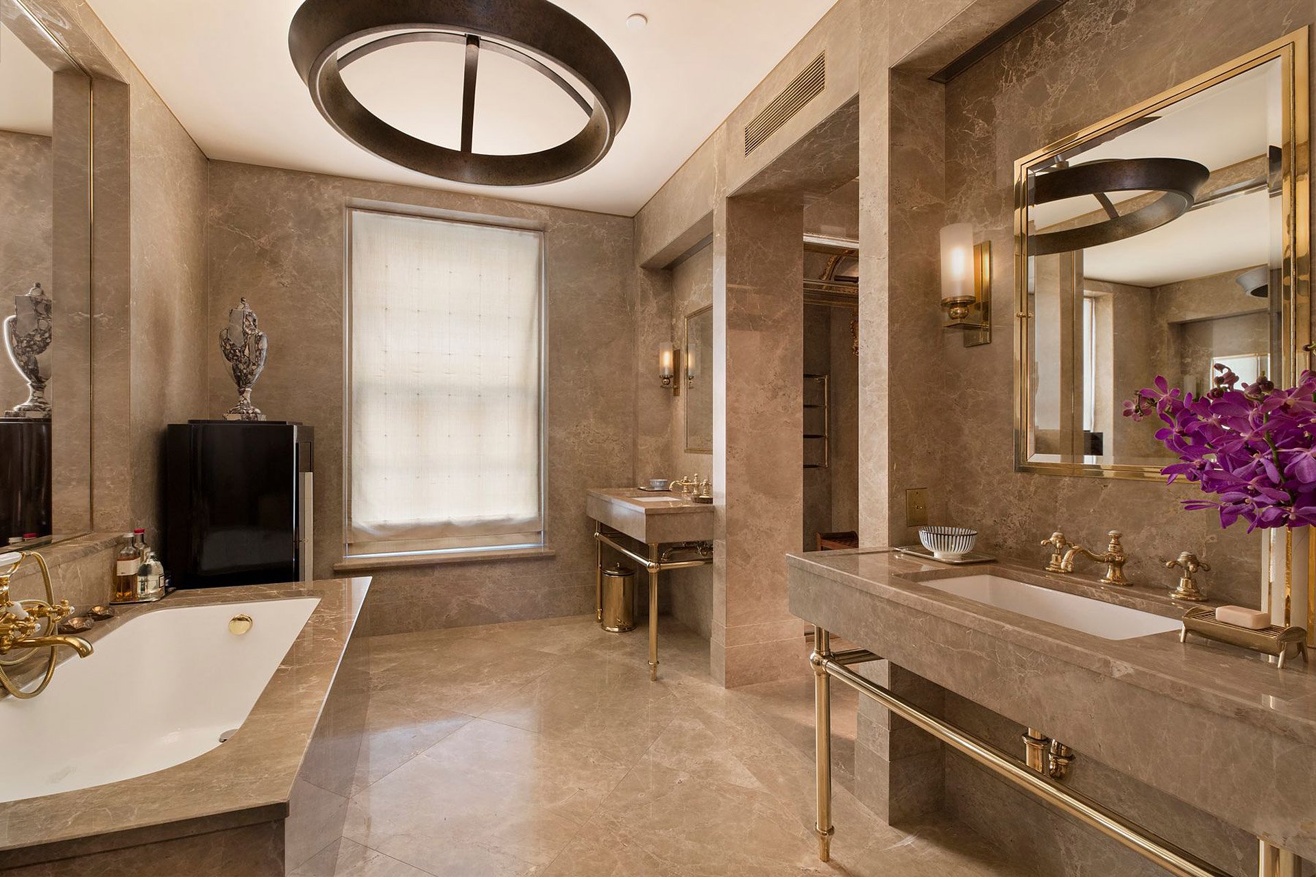 Ein Blick in das $16 Millionen Dollar Superior Ink Town House von Marc Jacobs in NYC 5