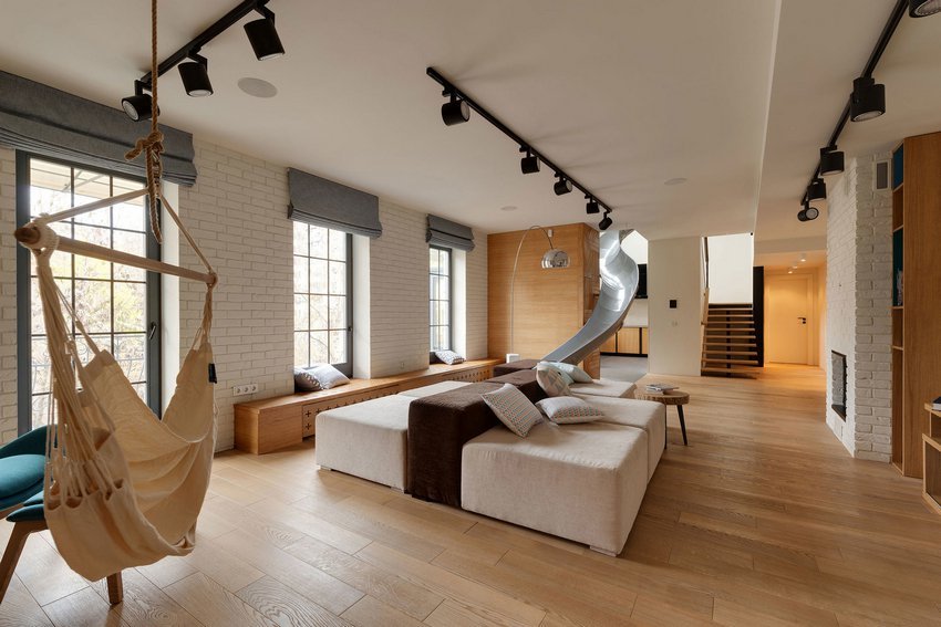 Das GG Apartment mit integrierter Rutsche in Kiew