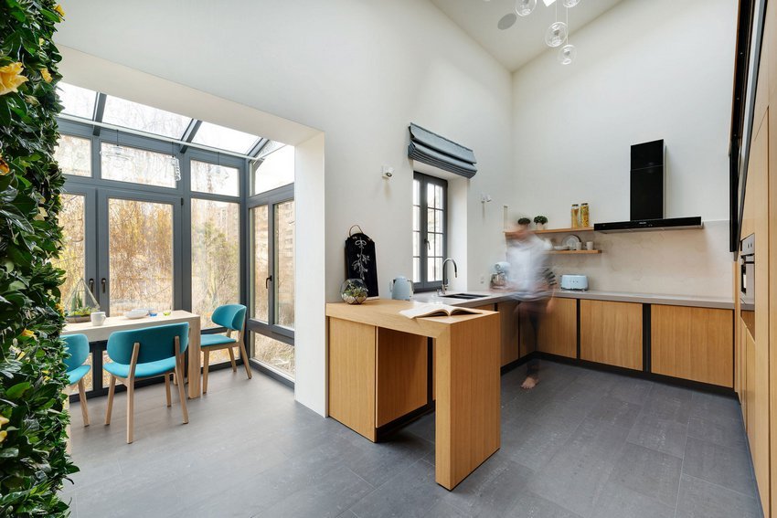 Das GG Apartment mit integrierter Rutsche in Kiew 3