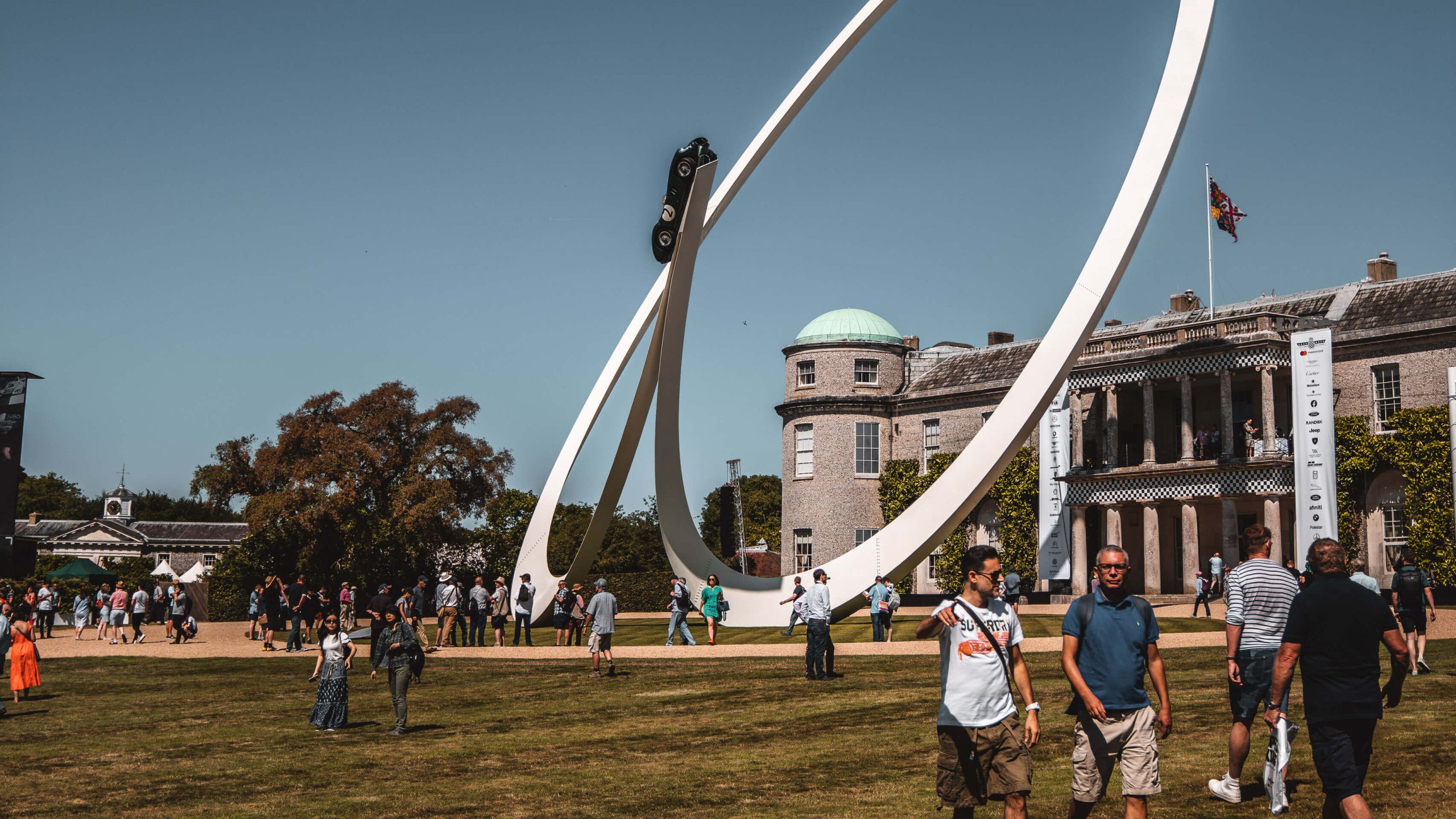 Im Rausch der Geschwindigkeit: Zu Besuch beim Goodwood Festival of Speed mit Michelin 11