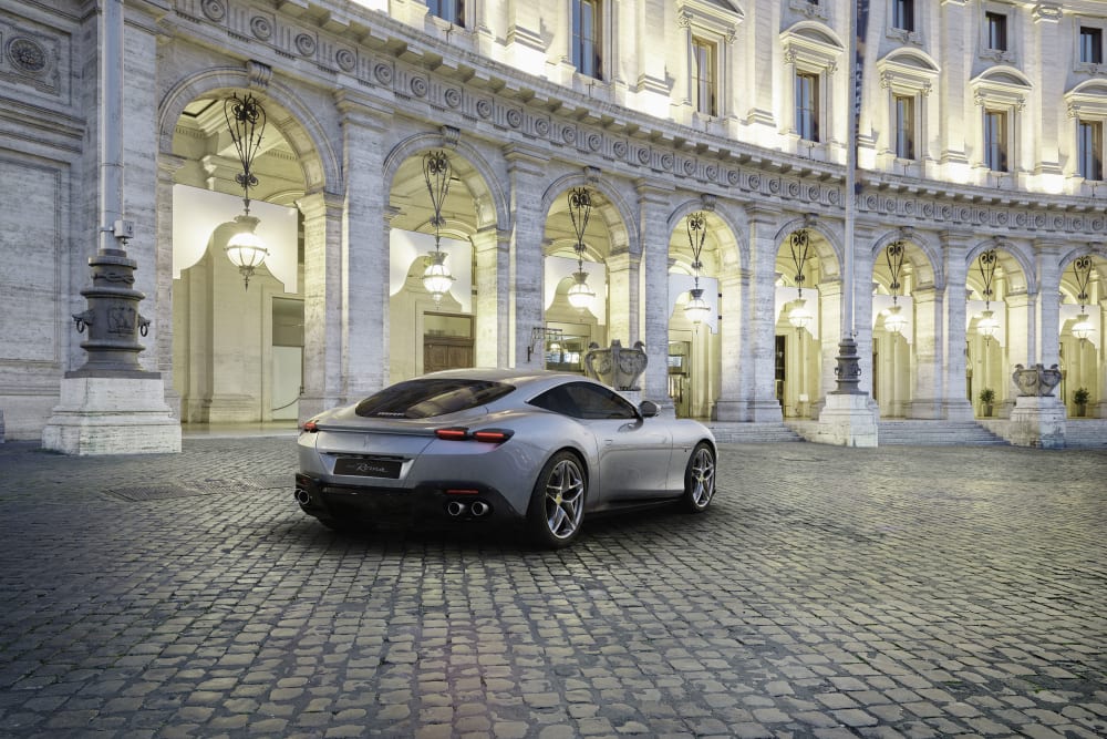 Der neue Ferrari Roma stellt sich vor: Ferrari einmal ganz anders?!