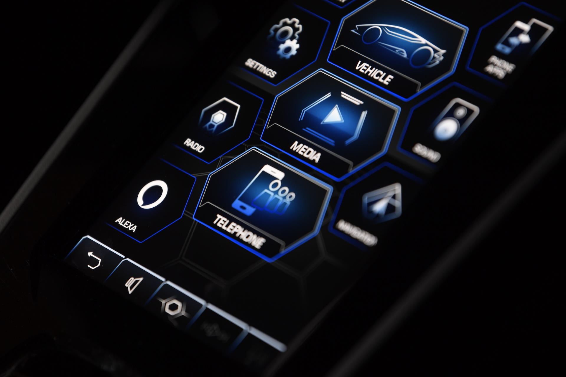 Lamborghini integriert Amazon Alexa in den Huracán EVO