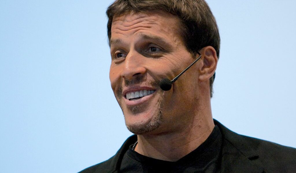 10 motivierende Zitate über Erfolg von Tony Robbins