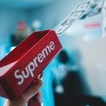 Die Streetwear-Marke Supreme wird für 2,1 Mrd. USD an den Timberland-Eigentümer VF verkauft