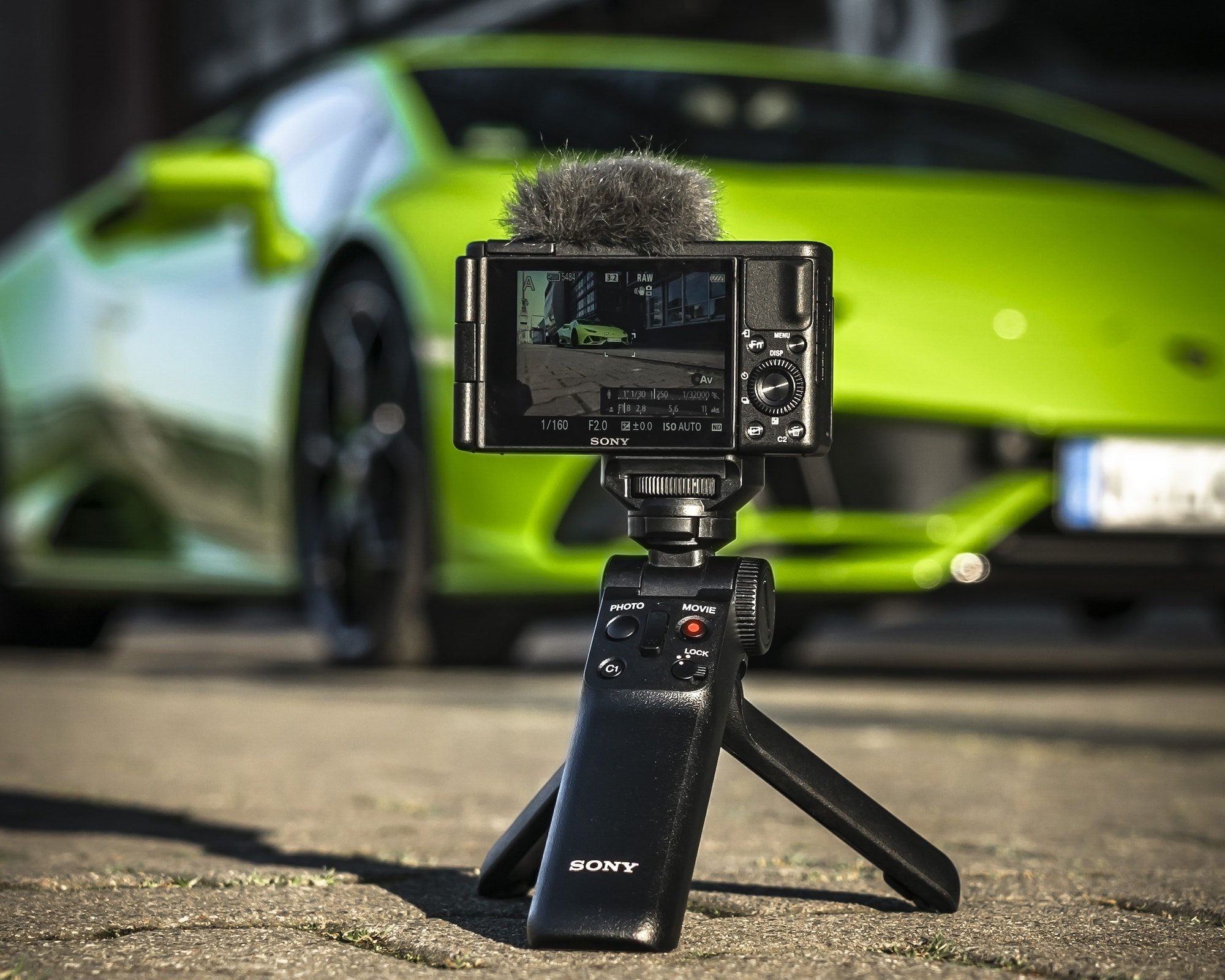 Die Sony Vlogging-Cam ZV-1: Die All-in-One Kompaktkamera für Automotive Vlogs